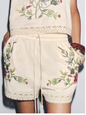 Zara ZW Cream Embroidered Drawstring Boho Bermudas - XS